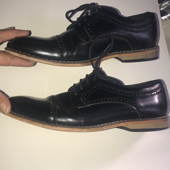 Big Boy’s Stacy Adams Dress Shoes - Picture 5 of 11